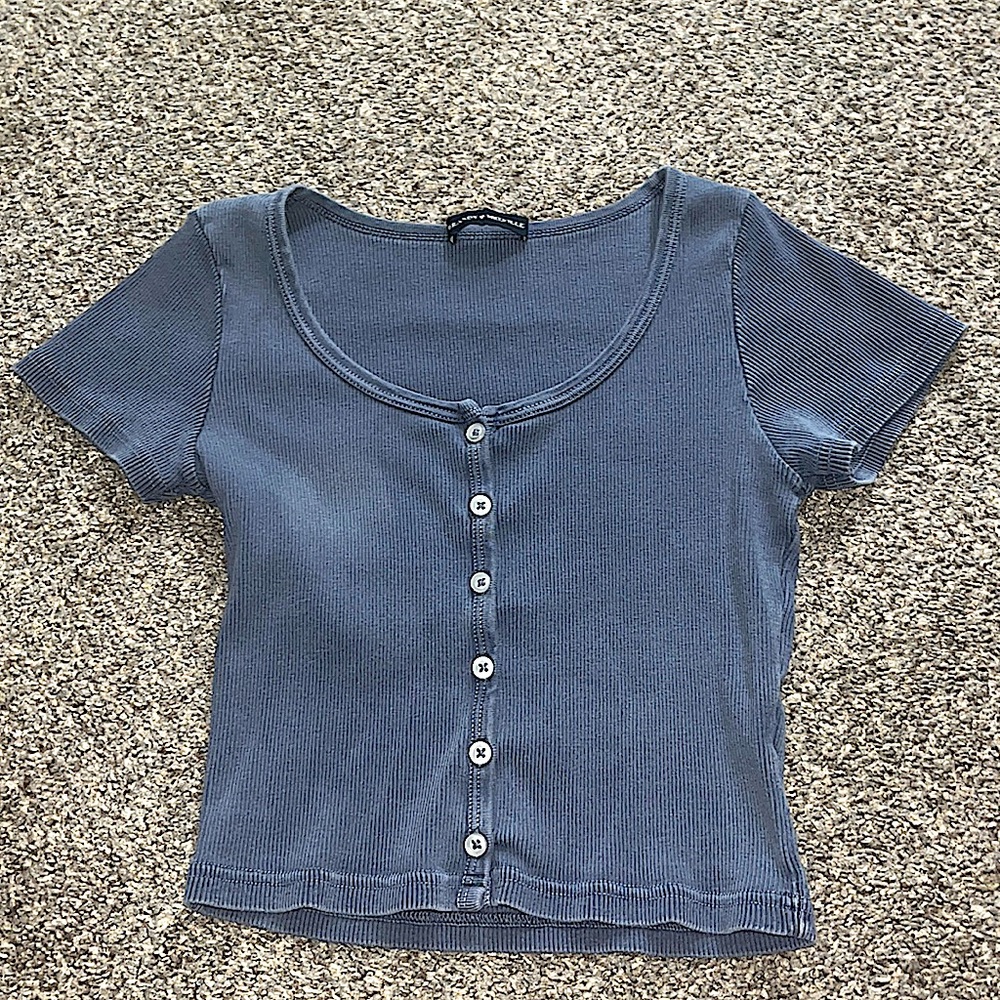 Blue button crop top